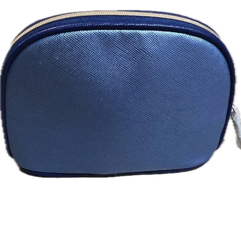 NWOT La Mer Blue and Teal Cosmetic Bag Duo